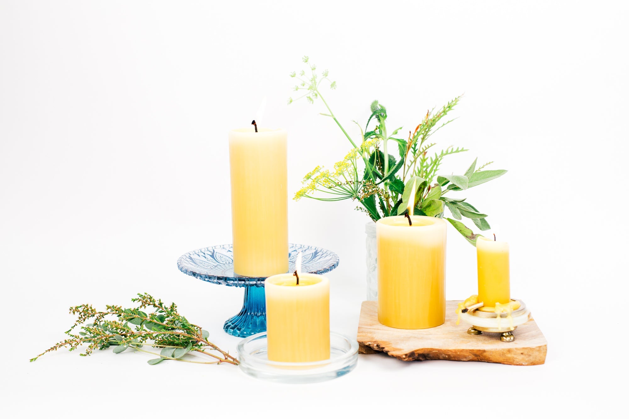 Benefits of Beeswax Candles vs. Paraffin