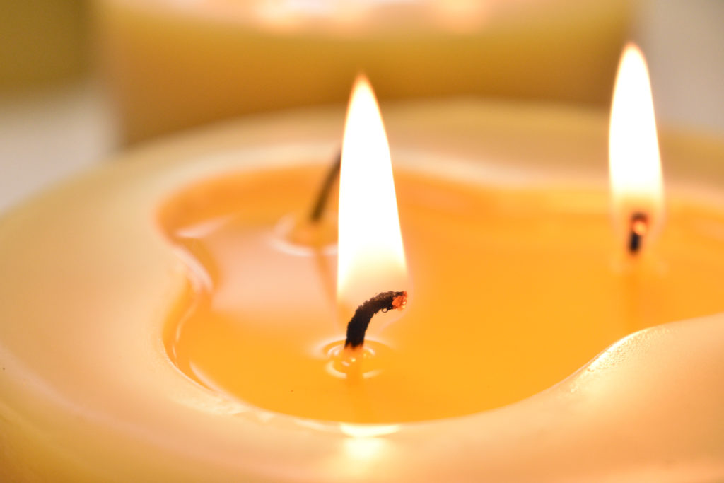 Optimize Your Beeswax Candle Burns 